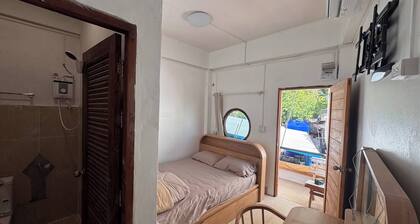 D 6 Apartment 6 of 6