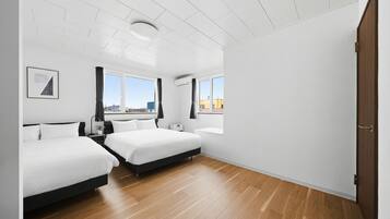 Apartment | Iron/ironing board, free WiFi