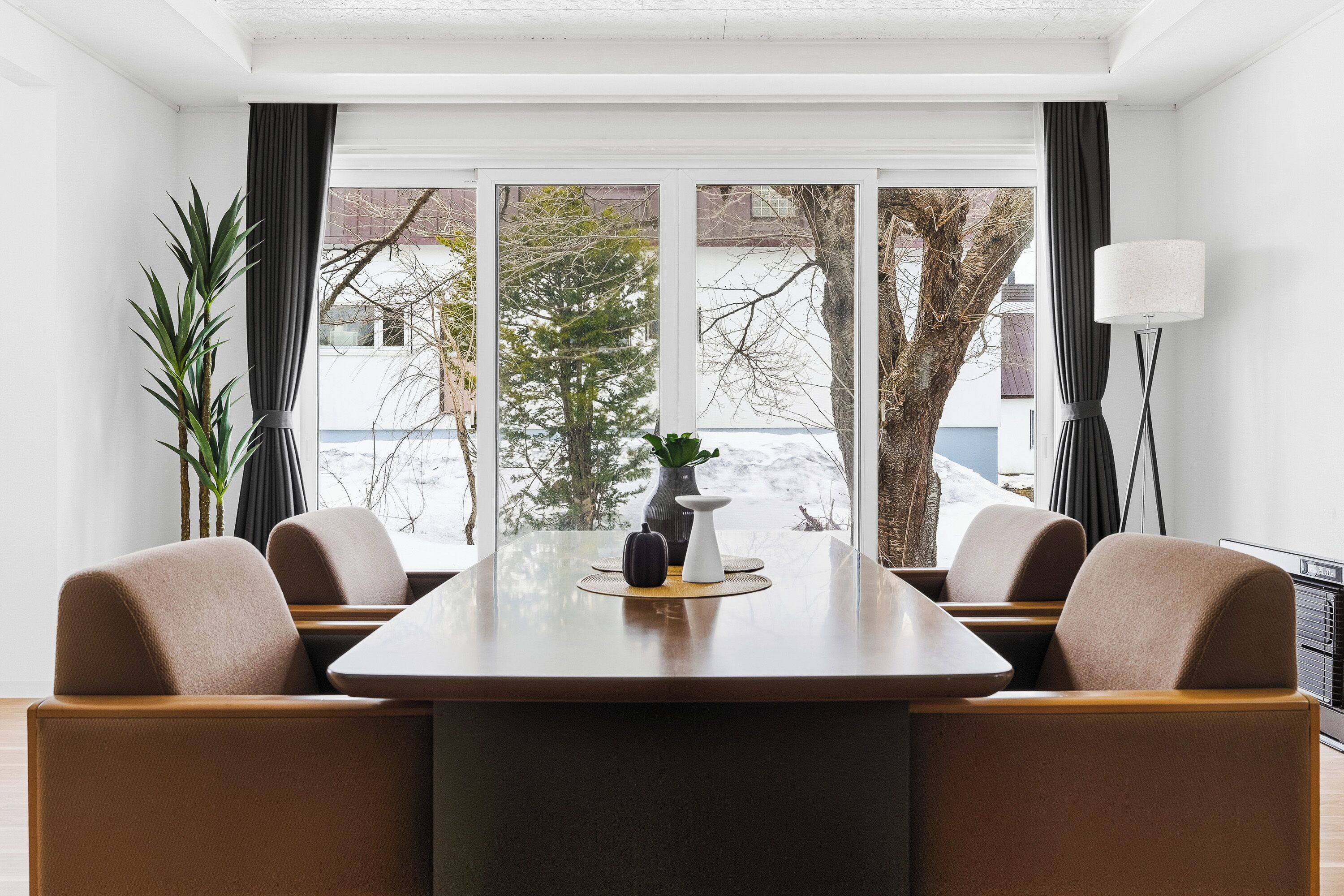 Apartment | Dining