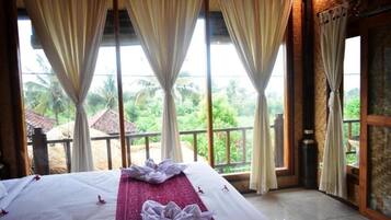 Deluxe Double Room, Balcony, Garden View