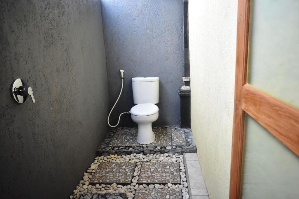 Deluxe Double Room, Balcony, Garden View | Bathroom