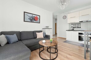 TV, offices - Modern Apartment | Gdansk | Balcony | Parking (Gdańsk)