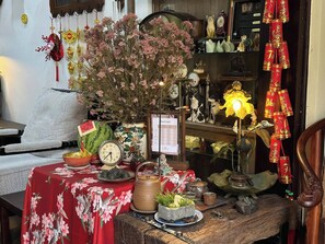 Reception - The ChiMi Homestay & Coffee (TP. Ho Chi Minh)