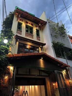 Depan hartanah