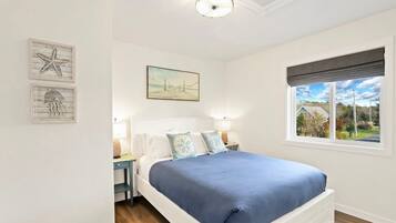 4 bedrooms, WiFi, bed sheets