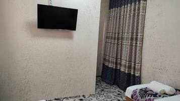 Twin Room, City View | Free WiFi