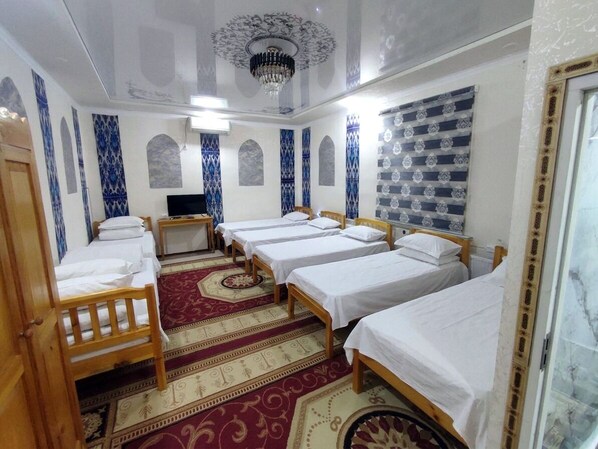 Dortoir Partagé, vue ville