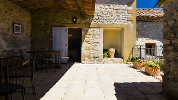 Restauration extérieure