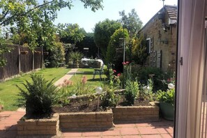 Interior - Spacious 2-King Bed Stay near L&D & M1 (Luton)