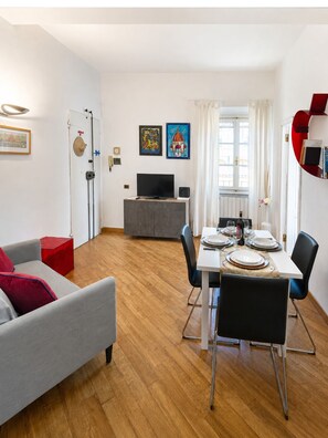 Living area - Piazza Pitti view (Firenze)