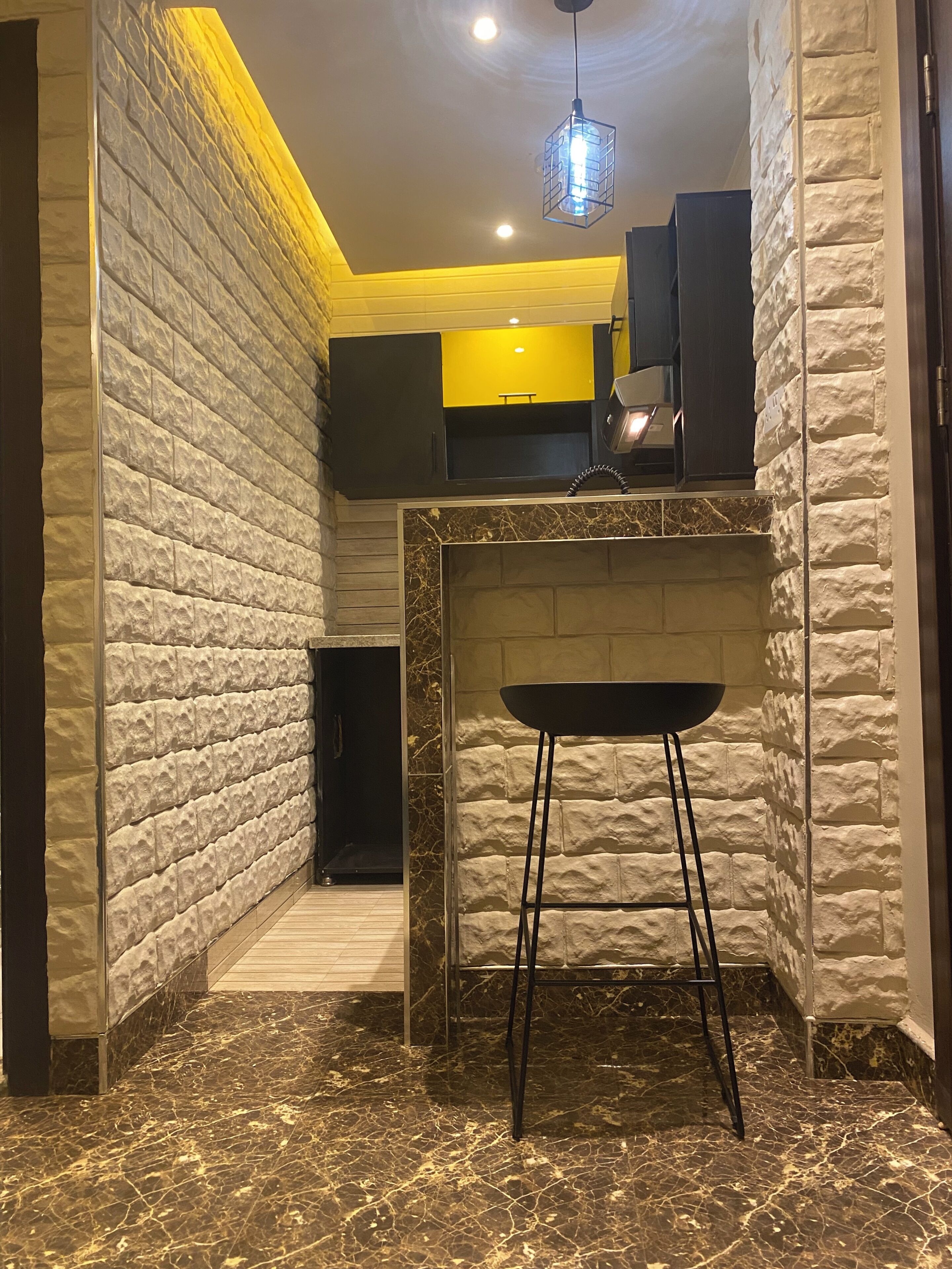 Standard Studio, Balcony, City View | Interior