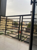 Estudio estándar, balcón, vistas a la ciudad | Jardines del alojamiento