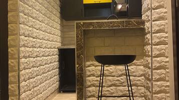 Deluxe Studio, Balcony, City View | Interior