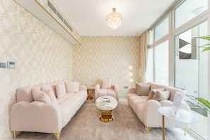 Exclusive Villa, Non Smoking, City View | Living area | 40-inch Smart TV with digital channels - PVH - Mimosa - Serene 3BR Villa (Dubai)