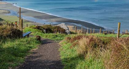 Te Rama Roa (Lightkeeper`s Cottage)