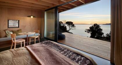 Parangarehu - Ahi Kā