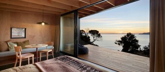 Parangarehu - Ahi Kā