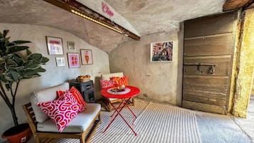 Family House, Multiple Bedrooms (La Fetta Di Cima) | Interior