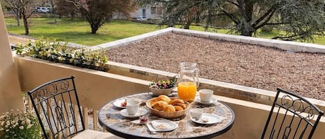 Restauration en plein air