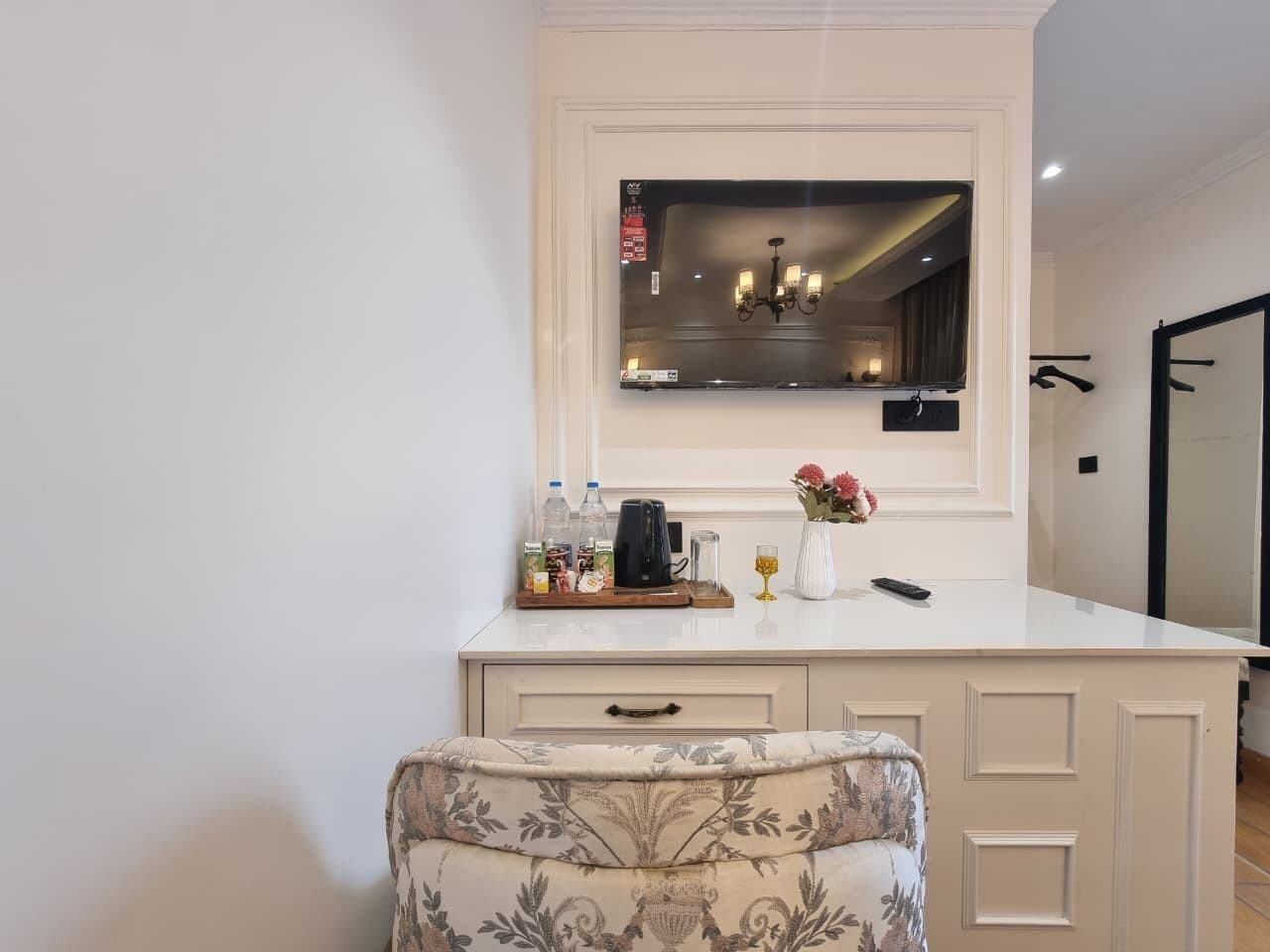 Chambre Club, balcon, vue montagne | Fer et planche à repasser, Wi-Fi gratuit