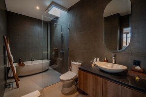 Bathroom - Alima Villa Ubud (Sukawati)