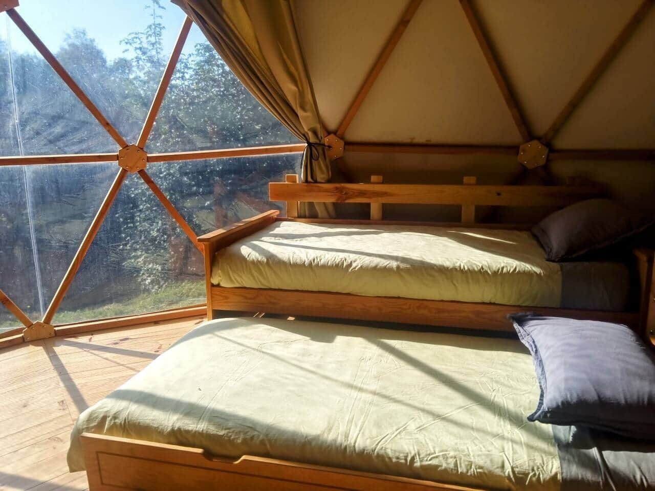 1 bedroom, travel cot, free WiFi, bed sheets