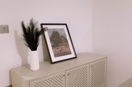 Charming 2-bedroom Apartment in West Midlands With Modern Amenities
