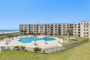 Pool - 'The Lookout' Indian Beach Condo w/ Pool & Ocean (Indian Beach)