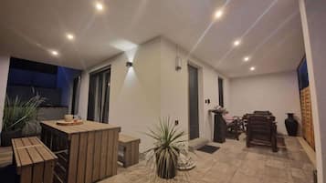 Classic Apartment, 2 Bedrooms | Balcony