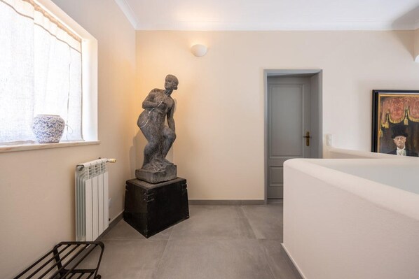 Classic Villa, 1 Bedroom | Bathroom | Shower, hair dryer - Nice Villa in Budens With Pool (Vila do Bispo)