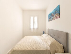 Comfort Apartment, 2 Bedrooms - Apartment in With Swimming Pool and sea View (Castelsardo)