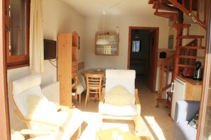 Living room - Apartment in Petit Chatel Near Cable Car (Chatel)