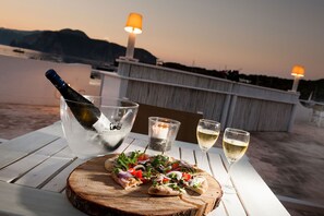 Deluxe Single Room, Sea View | Restaurant - Life Resort Mari del Sud I Vulcano (Vulcano Porto)