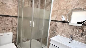 House, 5 Bedrooms, Terrace | Bathroom