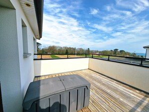 Terrace/patio - Sérénité Marine, 6 people, beach and shops within walking distance (Saint-Pol-de-Léon)