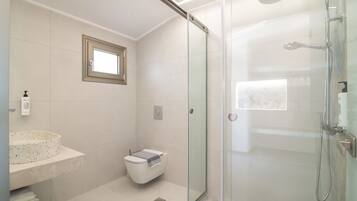 Studio Suite, Balcony, Sea View | Bilik Mandi