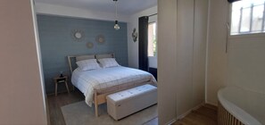 3 bedrooms, iron/ironing board, WiFi, bed sheets - Charming single-storey house with swimming pool in a Provencal village (Fuveau)