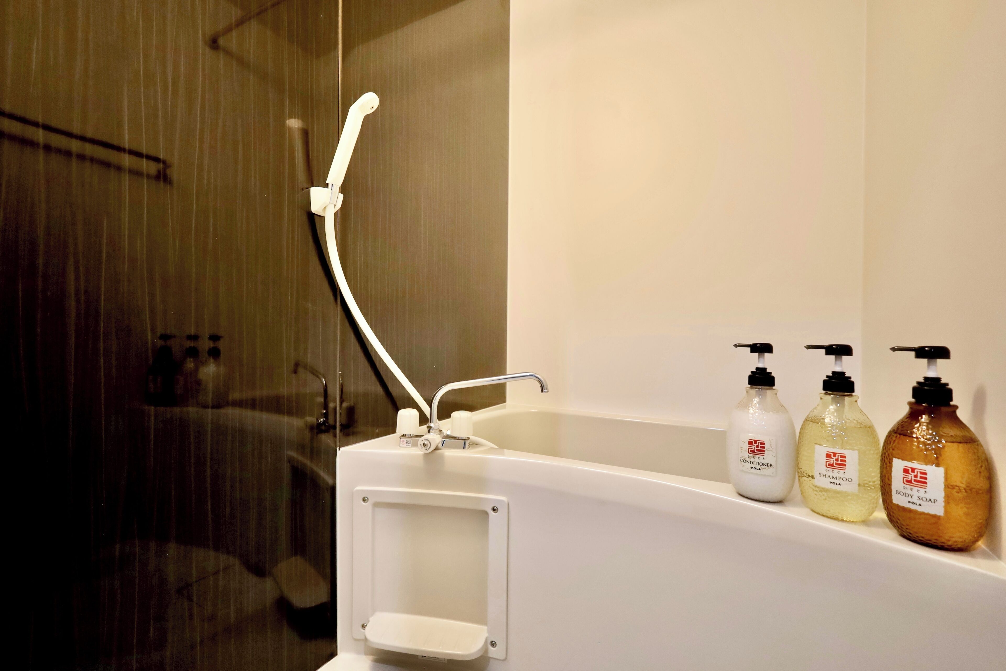 Chambre Deluxe avec lits jumeaux | Salle de bain