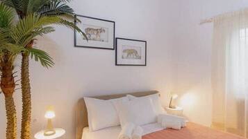 2 habitaciones, tabla de planchar con plancha, wifi y ropa de cama