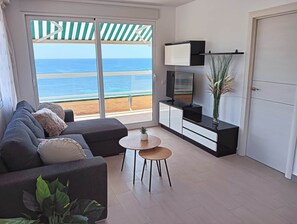 Living area - Frontline Beach Penthouse ApoloXI Calpe (Calpe)