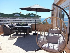 Outdoor dining - Frontline Beach Penthouse ApoloXI Calpe (Calpe)