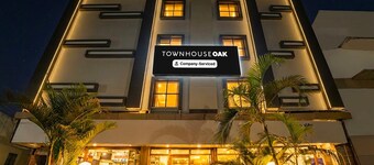 Super Townhouse Oak Dharwad