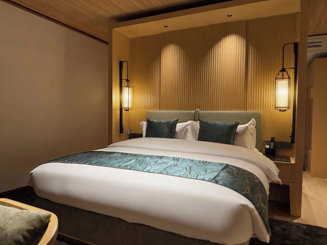 Down duvets, in-room safe, individually decorated