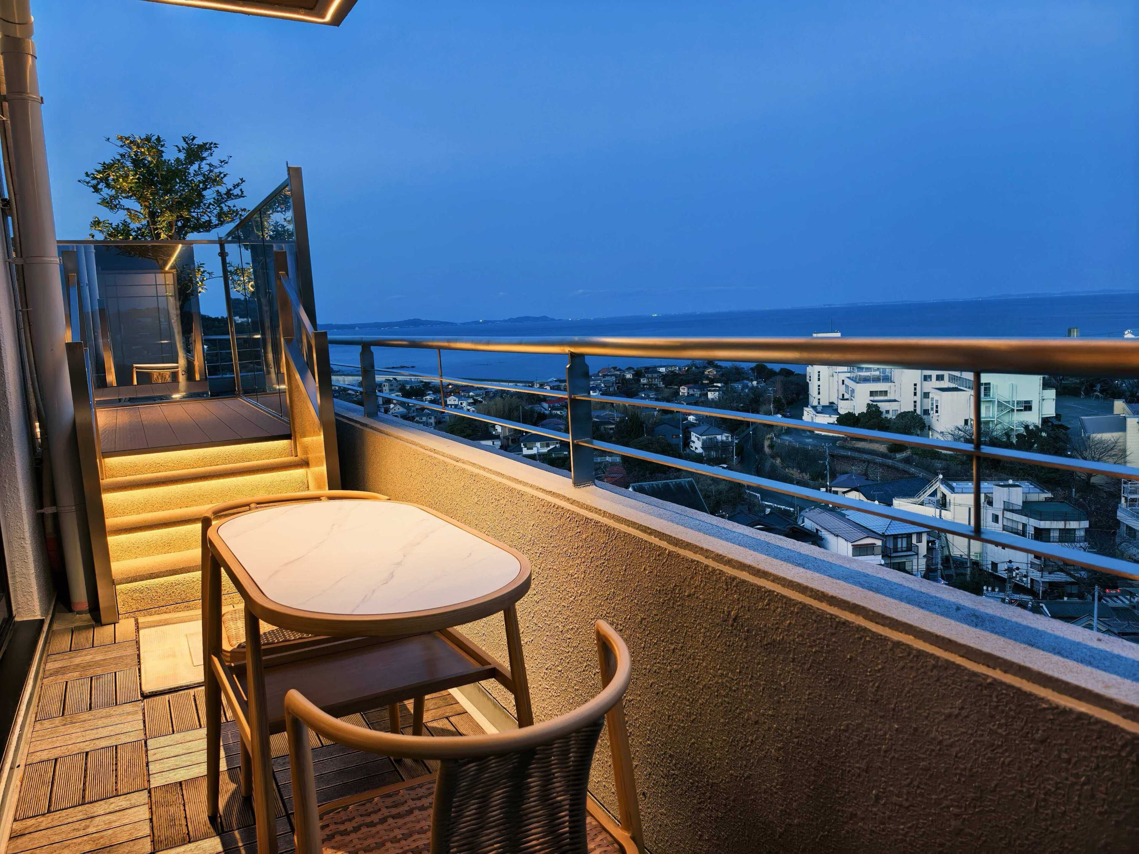 Premium Penthouse, 1 Queen Bed | Down comforters, in-room safe, individually decorated