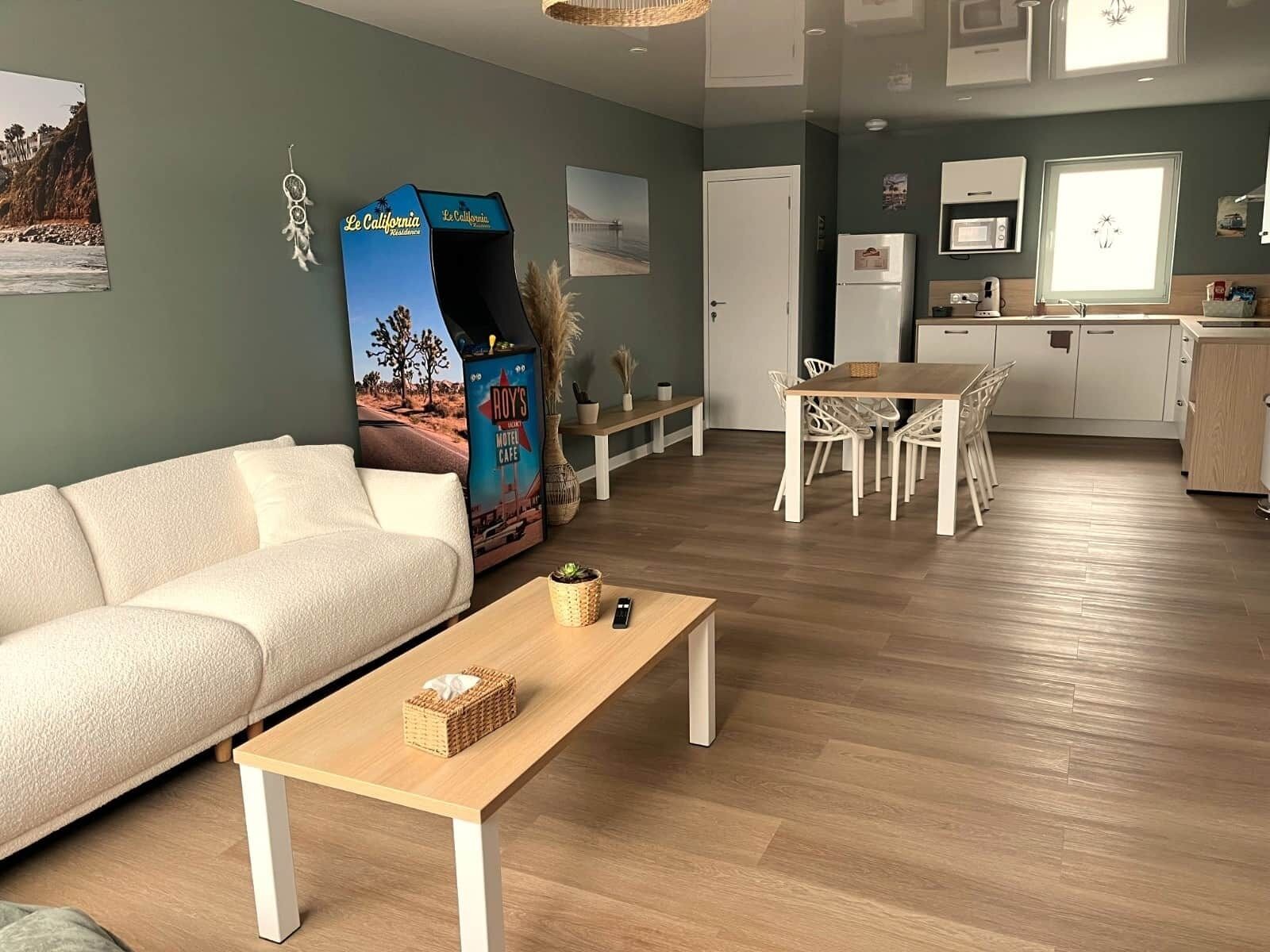 Télévision, table de tennis de table
