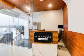 Lobby - Super Townhouse Kathgharia Chowk (Haldwani)