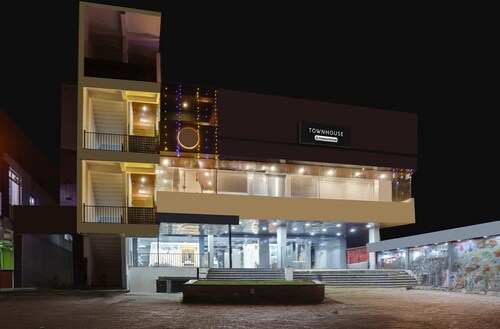 Super Townhouse Kathgharia Chowk