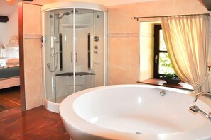 Shower - Luxury Ardennes Villa with Pool and Sauna (Stoumont)