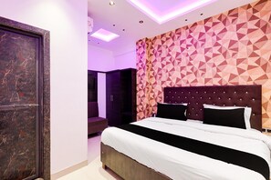 Room - Super Townhouse Oak Kanpur (Kanpur)