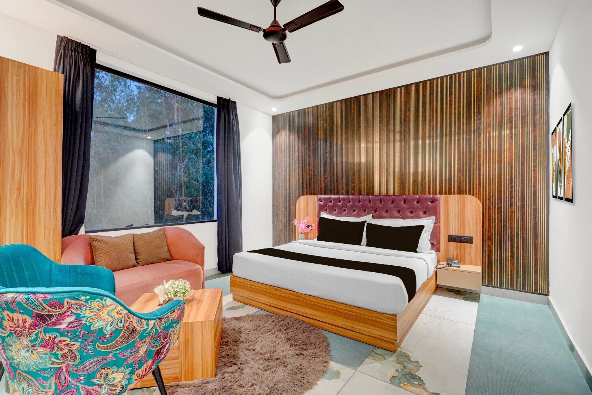1 Schlafzimmer, Schreibtisch, Bettwäsche